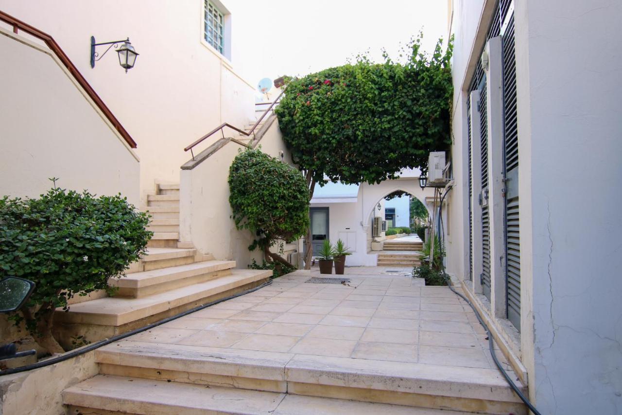 Phaedrus Living: Seaside Luxury Flat Limnaria 152 Apartment Paphos ภายนอก รูปภาพ
