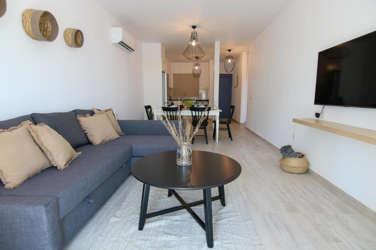 Phaedrus Living: Seaside Luxury Flat Limnaria 152 Apartment Paphos ภายนอก รูปภาพ